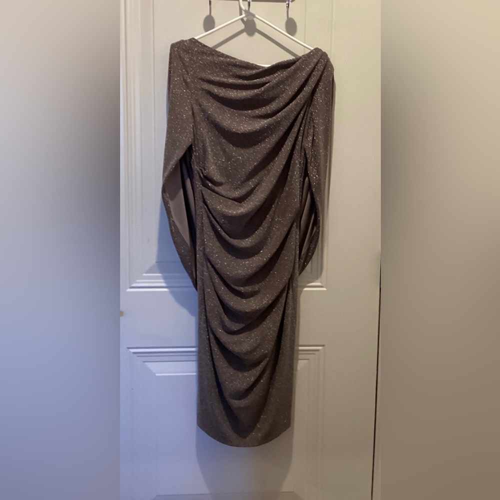 Betsy Adam , 12, Gold Brown. Medium NWT